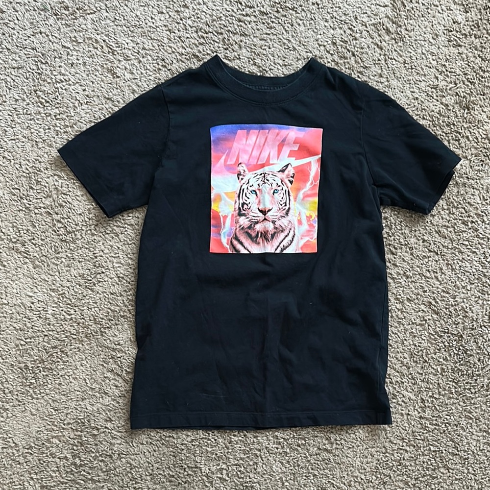 Nike Black Short Sleeve Graphic Tee
